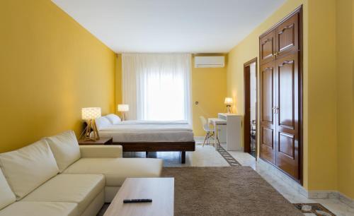 Hotel La Palmera Alhaurín el Grande Екстериор снимка